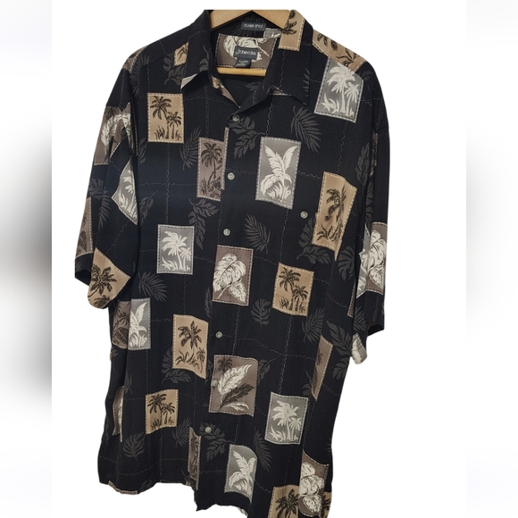 Vintage St. John's Bay Hawaiian Shirt Size X-Large Tall - Picture 2 of 5